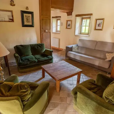 Casa de Férias In A Damigny Manor In Normandy Saint-Martin-des-Entrées