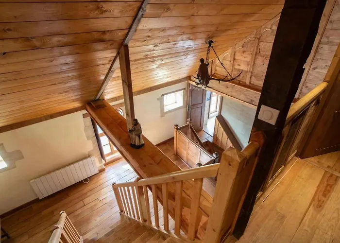 In A Damigny Manor In Normandy Saint-Martin-des-Entrées