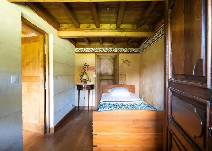 In A Damigny Manor In Normandy בית נופש